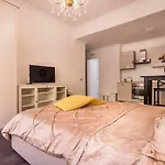 Seven Home